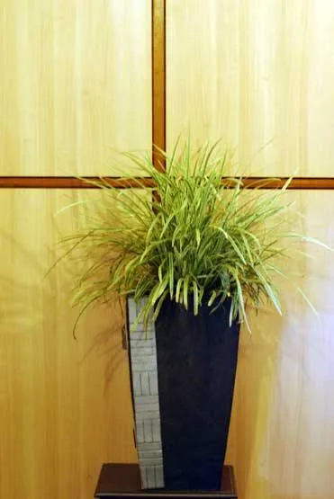 Elegance Steel Mosaic Fiber Planter