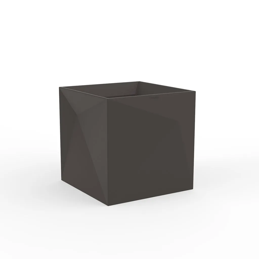 Faz Planter - Modern Patio Accessory