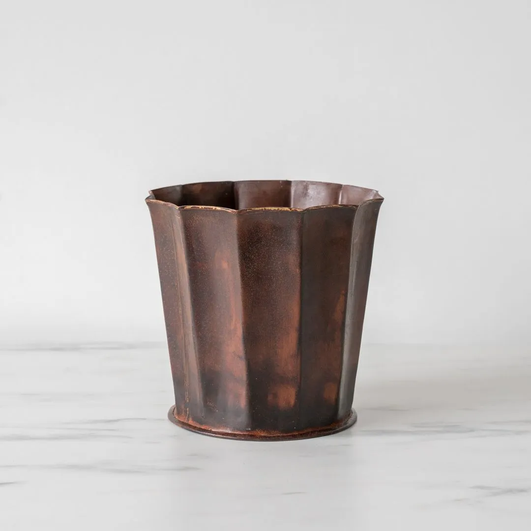 Fluted Iron Pot