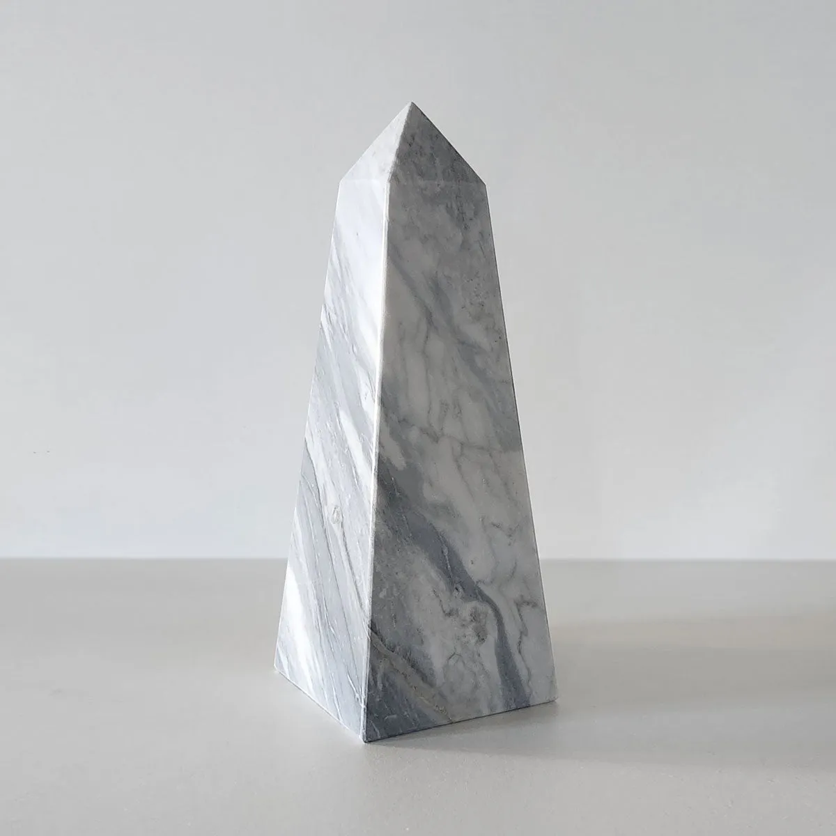 Marble Pyramid - Marble shelf objects