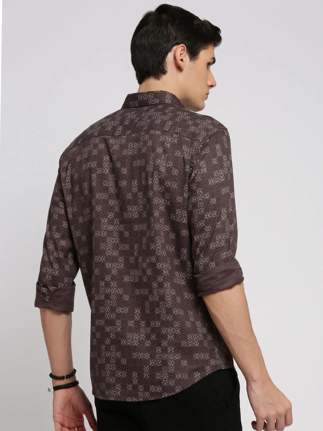 Men Brown Slim Fit Geometric Printed Oxford Weave Cotton Casual Shirt