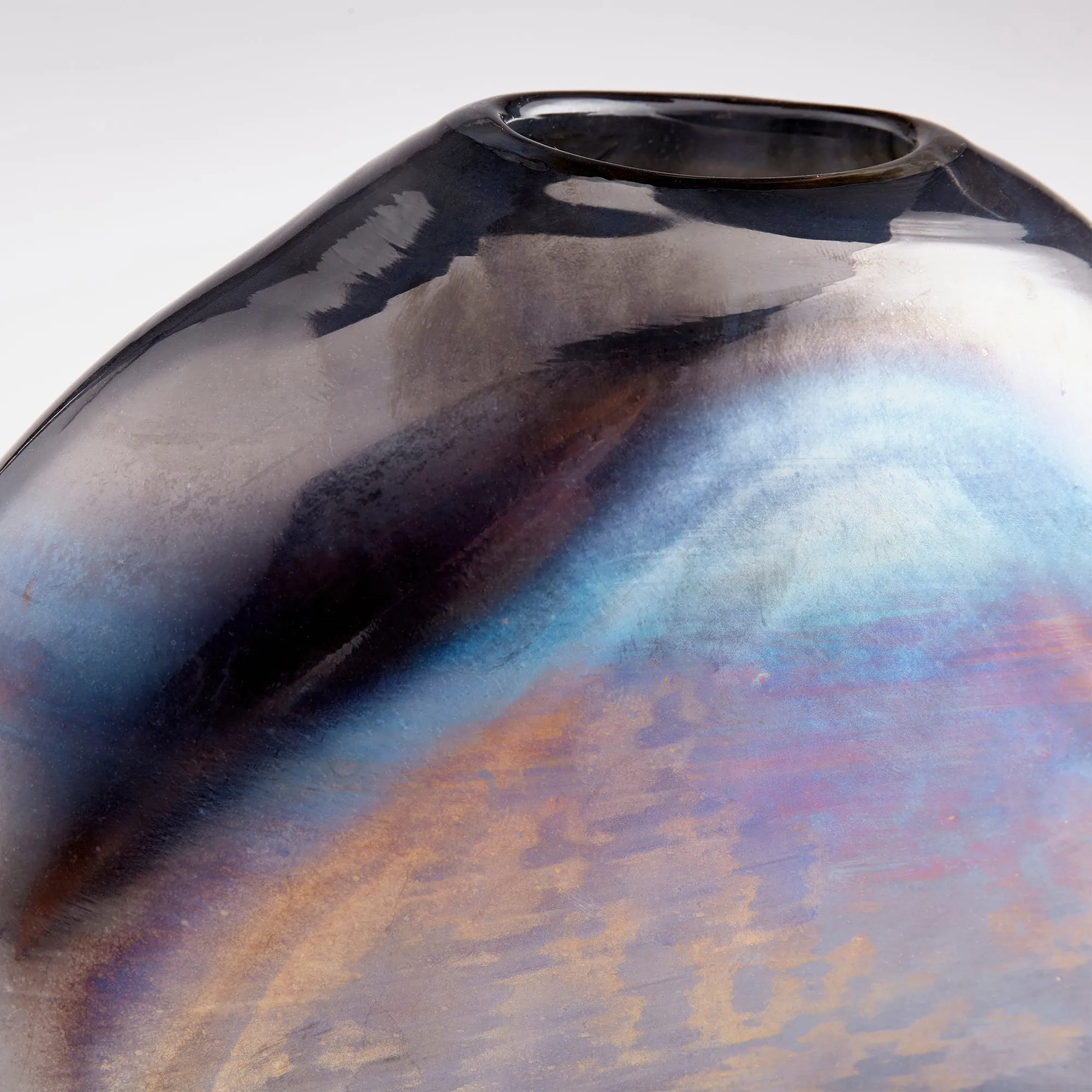 Montague Vase | Gun Metal by Cyan