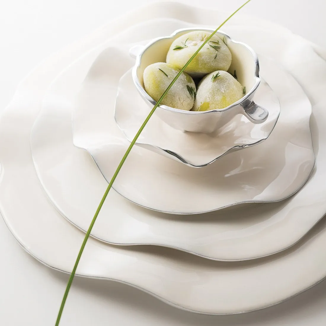 Ruffled Long Trays Oyster - Final Sale