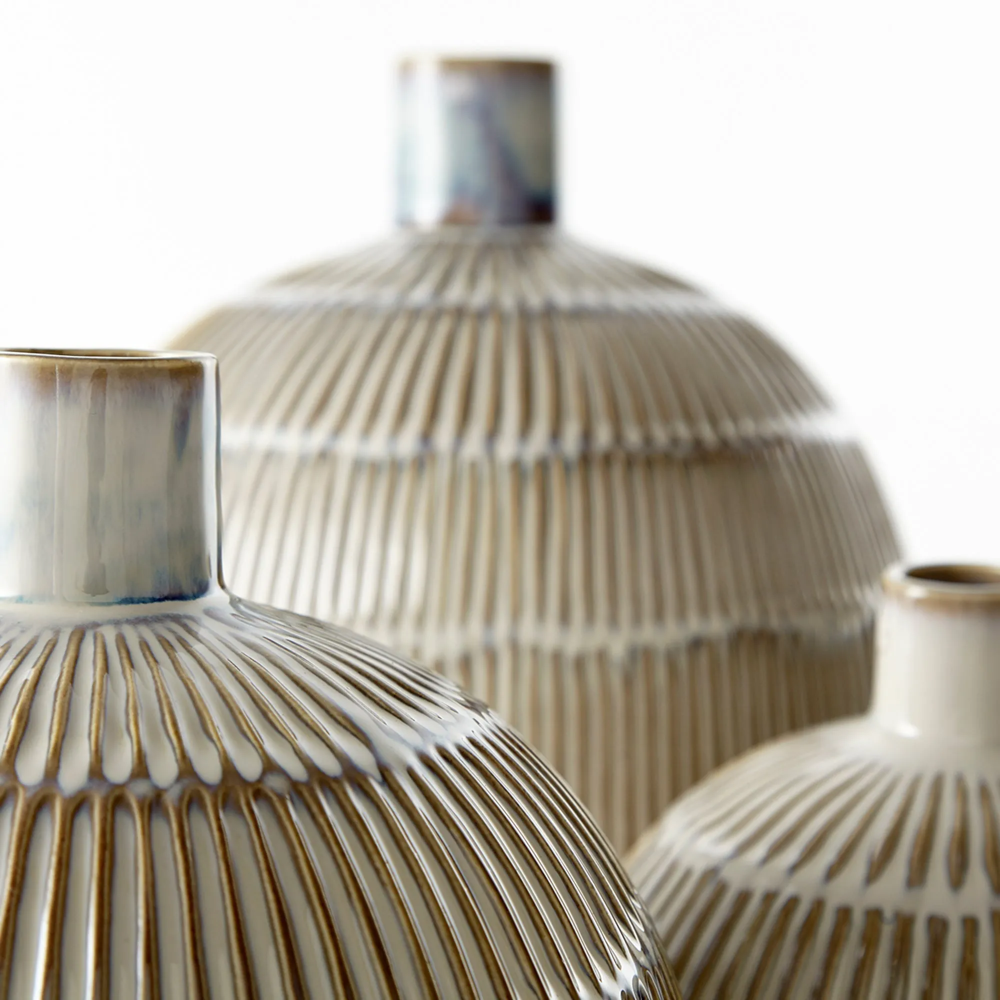 Saxon Vase|Oyster Blue-SM by Cyan